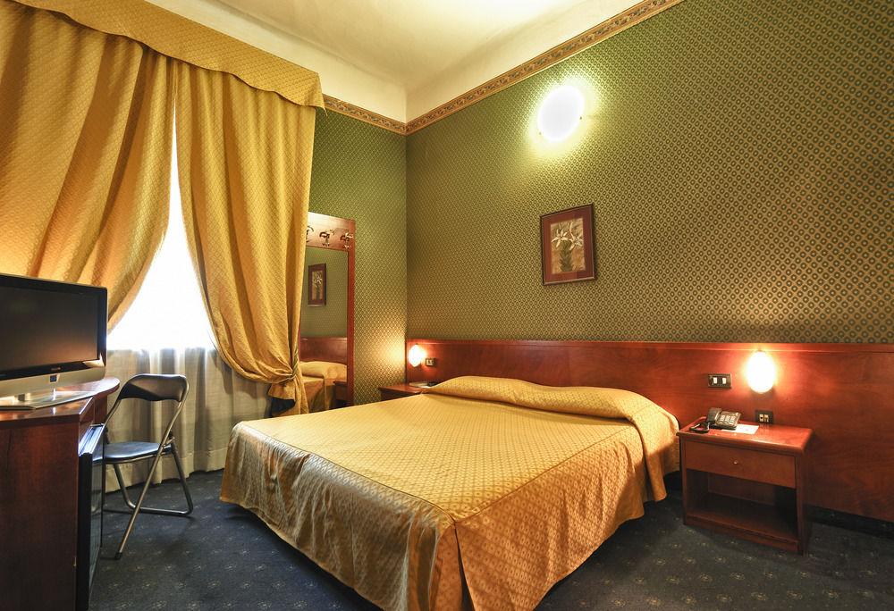 Heart Hotel Milano Exterior photo