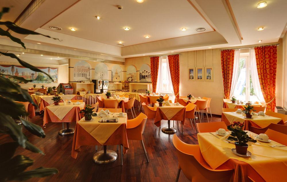 Heart Hotel Milano Exterior photo