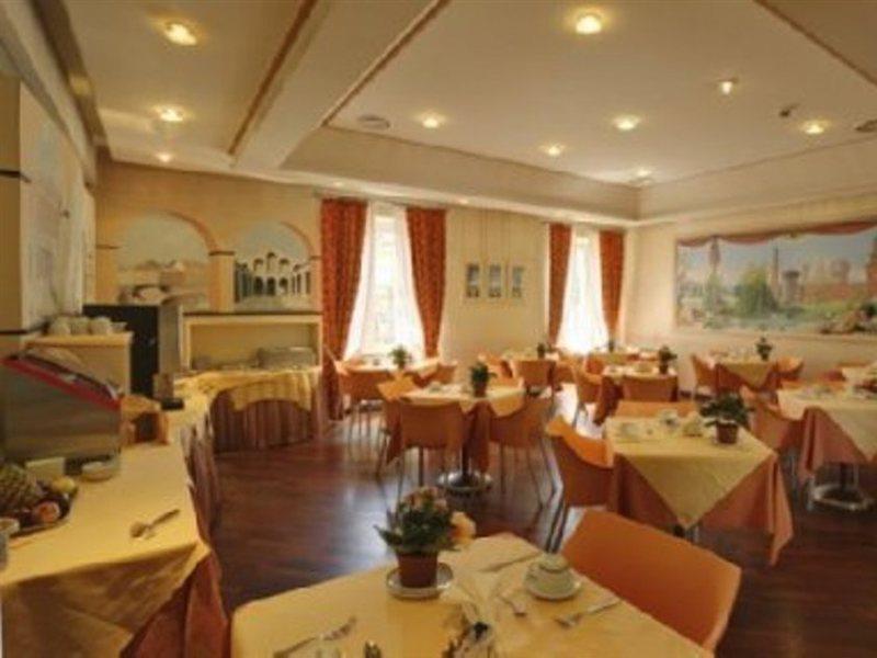 Heart Hotel Milano Exterior photo